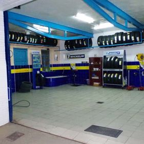Neumáticos Auxibio Antolín instalaciones 7