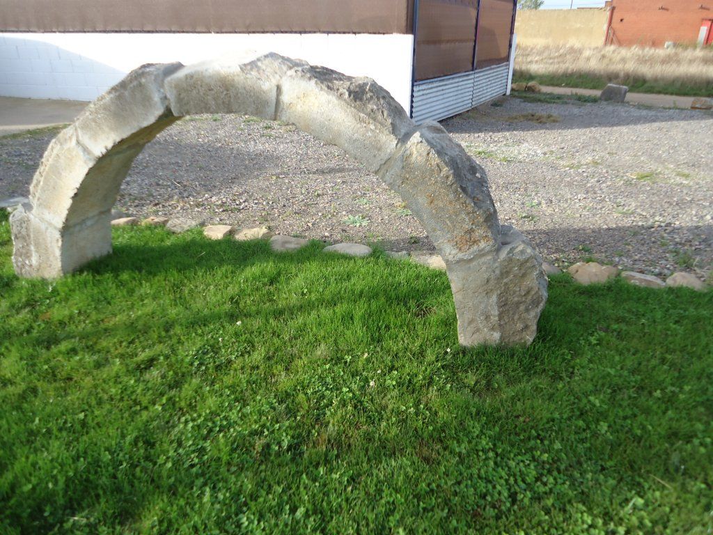 Neumáticos Auxibio Antolín piedra