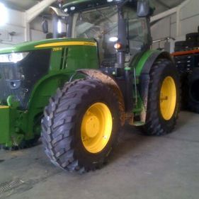 Neumáticos Auxibio Antolín tractor verde